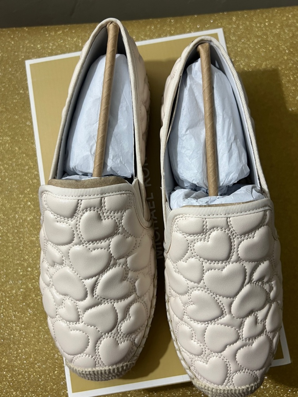 BNIB Michael Kors Hastings Heart Embroidered Espadrilles - Picture 6 of 14